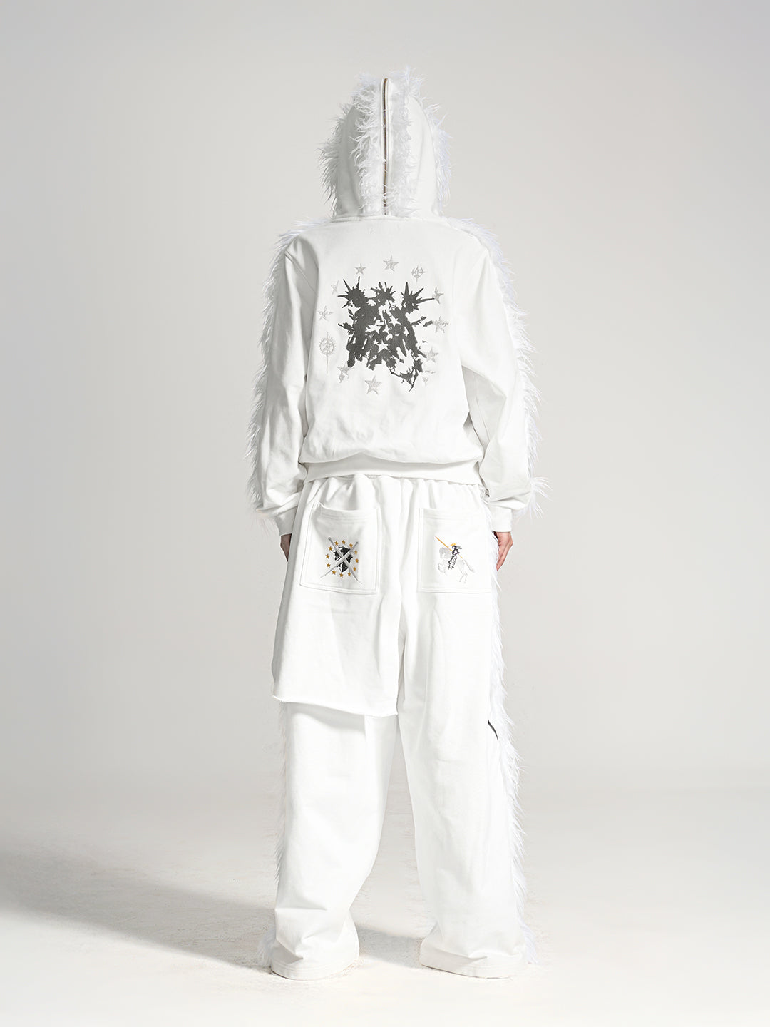 VAR-41｜Whiteout Form · Mohawk Fleece-Trim Set