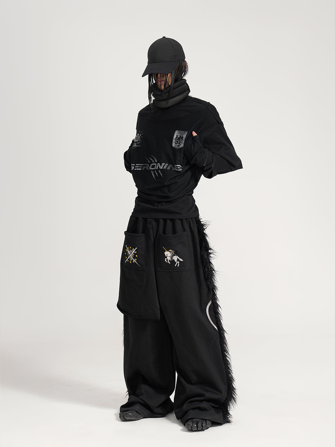 VAR-39｜Chimera · Faux-Layer Thumbhole LS