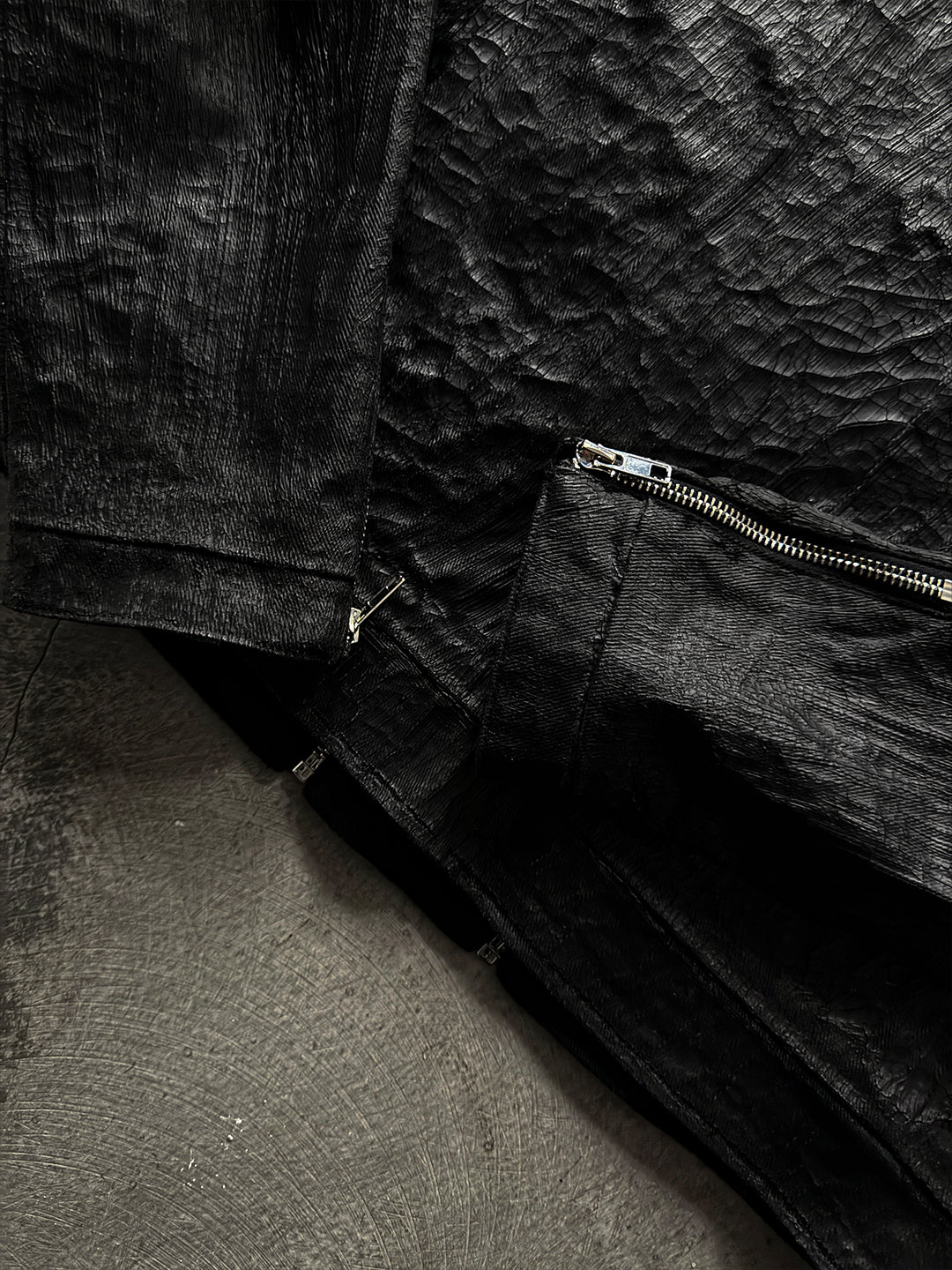 CTX-51 Waxed Texture Crackle Double-Zip Jacket