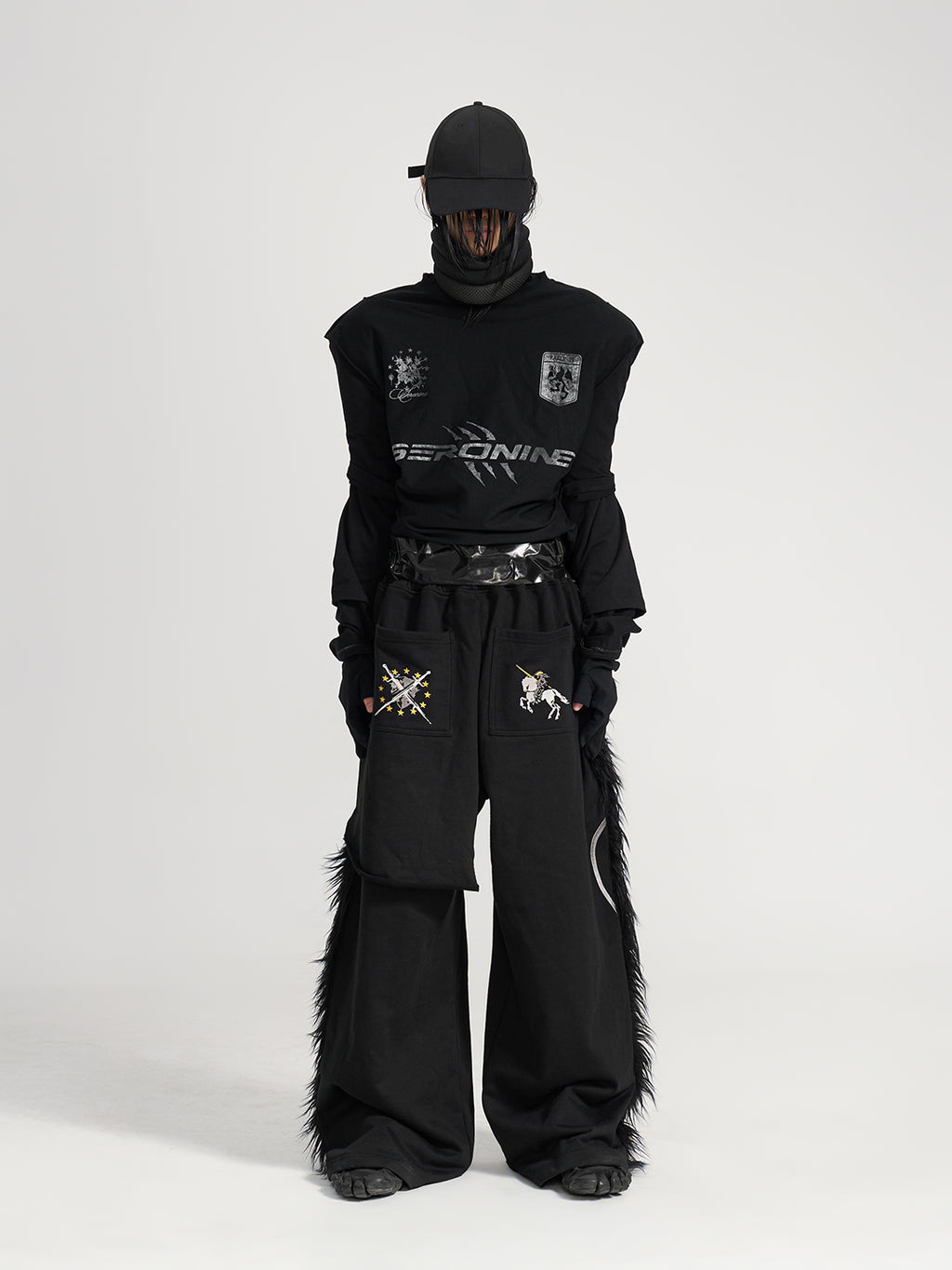 VAR-39｜Chimera · Faux-Layer Thumbhole LS