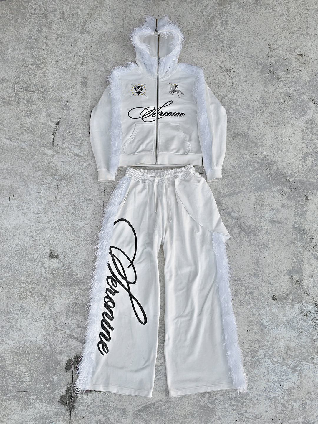 VAR-41｜Whiteout Form · Mohawk Fleece-Trim Set