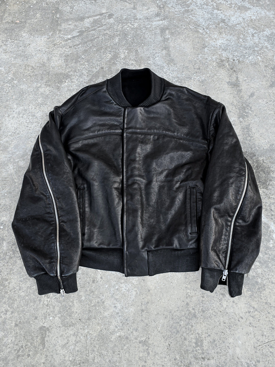 VAR-45｜Rift Form · Zip-Sleeve Leather Bomber